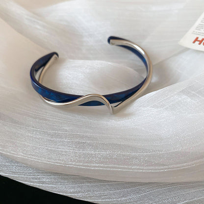 Shellfish Plate Metal Bracelet