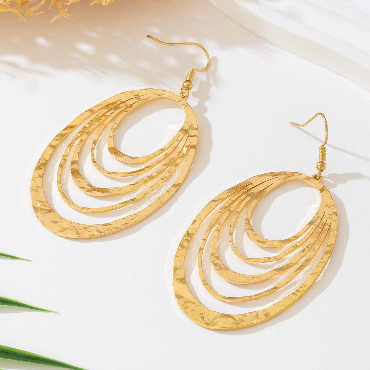 3-Layer Oval Dangle Earrings